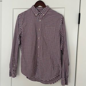 Men’s casual shirt by Banana Republic
